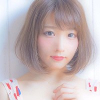 Tak sedikit netizen menyebut dirinya sebagai apoteker tercantik. Foto: Instagram