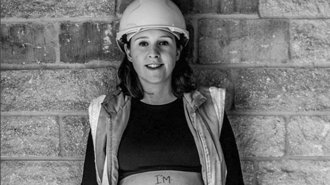 Kisah Ibu yang Tetap Bekerja di Bidang Konstruksi Ketika Hamil