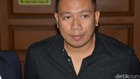 Kalau Angel sempurna, kenapa diceraikan sih Vicky? Pool/Ismail.