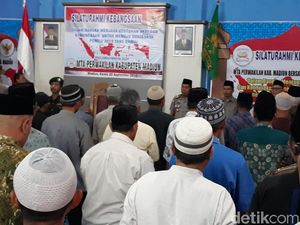 Ribuan Majelis Tafsir Al-Quran Madiun Deklarasi Netral Saat Pemilu