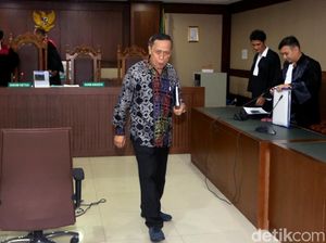 Eks Anggota DPR Amin Santono Didakwa Terima Suap Rp 3,3 M