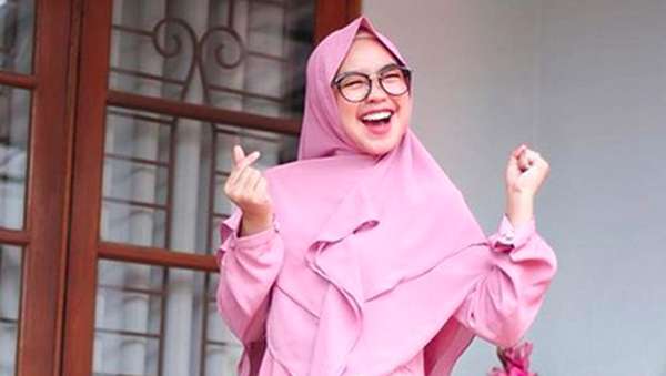Dituding Rebut Suami Orang, Ria Ricis: Soal Selingkuh Dituding Rebut Suami Orang, Ria Ricis: Soal Selingkuh