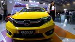 SPG Cantik di GIIAS Surabaya