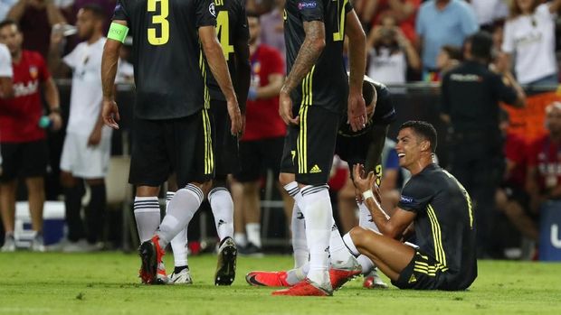 Mantan Wasit Liga Inggris Bela Ronaldo Soal Keputusan Wasit Felix Brych Mantan Wasit Liga Inggris Bela Ronaldo Soal Keputusan Wasit Felix Brych