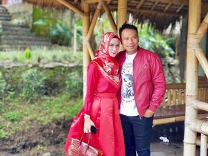Vicky Prasetyo Gugat Cerai, Angel Lelga Takkan Hadiri Sidang