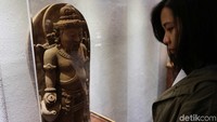 Pameran yang menampilkan delapan koleksi peninggalan kerajaan Majapahit.