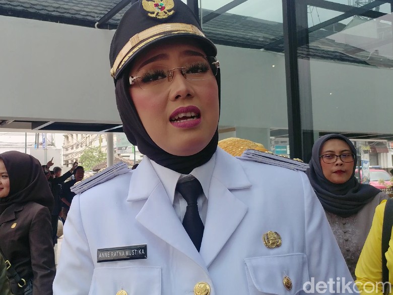 Bupati Purwakarta Siap Menangkan Jokowi-Maruf Bupati Purwakarta Siap Menangkan Jokowi-Maruf