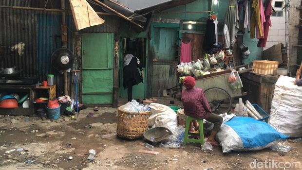 Rumah kontrakan Maskur di Jakarta Timur