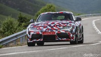 Supra menjadi mobil varian tertinggi Toyota, mobil dengan kode A90 itu lahir untuk memuaskan hasrat pencinta mobil sport Toyota. Istimewa/Toyota.