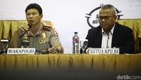 Wakapolri Komjen Ari Dono Sukmanto mengatakan pihaknya telah melakukan seleksi personel untuk melakukan pengamanan terhadap capres-cawapres. Seleksi yang dilakukan selama dua bulan menghasilkan ada sebanyak 452 personel Polri yang terpilih.