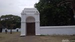 Foto: Gerbang Alam Gaib di Keraton Kanoman Cirebon
