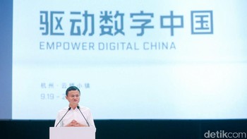 Berbicara di panggung perhelatan Computing Conference 2018, Ma membahas mengenai masa depan industri manufakturing. Foto: Alibaba / Teks: Rachmatunnisa 