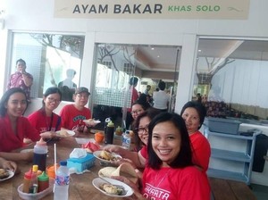Di Kampung Tugu dan Pasar Baru Bisa Makan Enak Bareng Komunitas Ini