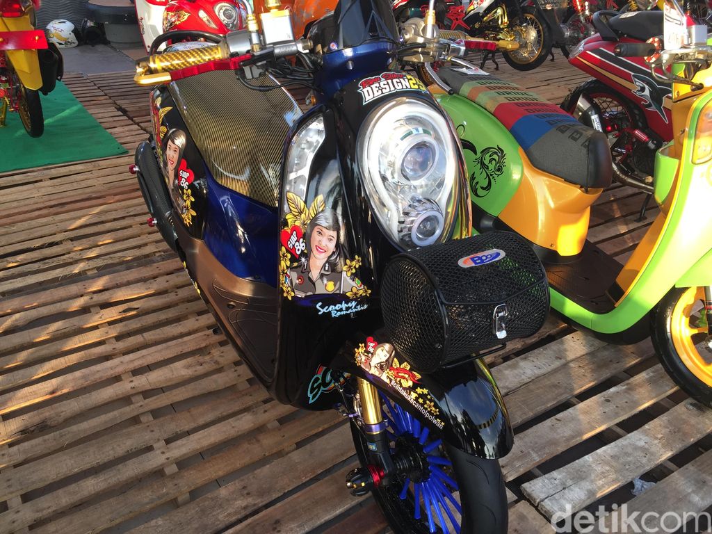 Stiker Motor Polwan