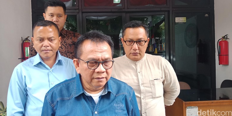 Maju Jadi Cawagub DKI, Taufik Juga Yakin Masuk DPRD Lagi Maju Jadi Cawagub DKI, Taufik Juga Yakin Masuk DPRD Lagi