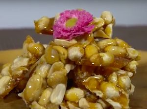 Resep Nougat Kacang, Jajanan Semanis Kenangan Bunda
