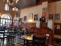 12 Kafe Tertua di Dunia Ini Punya Bangunan dan Interior Menakjubkan (2)