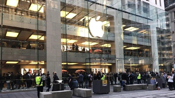 Begini Antrean demi iPhone Baru di Jepang dan Australia