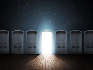 Pilih Satu dari 4 Pintu Menuju Kebahagiaan, Kepribadianmu akan Terungkap