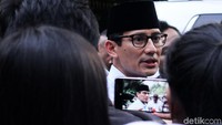 Rencananya Prabowo-Sandi akan berangkat menuju KPU sekitar pukul 19.00 WIB.