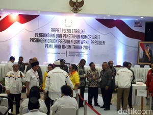 Beda dengan KIK, Sekjen Koalisi Prabowo-Sandi Datang Bergantian