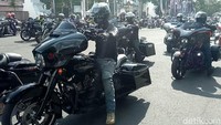 Setelah dijamu di Pendopo Shaba Swagata Blambangan Banyuwangi, para bikers melanjutkan perjalanan menuju Bali. Mereka akan mengikuti Bali Bike Festival ke-4 yang diselenggarakan di Pantai Mertasari, Sanur, Bali.