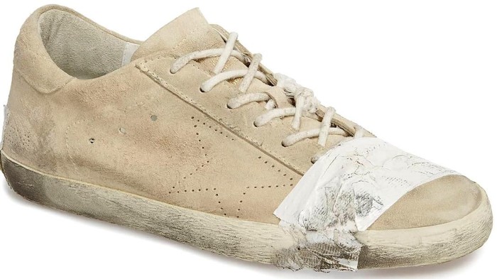 Superstar Taped Sneaker, sepatu dengan detail tambalan yang dijual jutaan rupiah. Foto: Dok. Golden Goose Superstar Taped Sneaker, sepatu dengan detail tambalan yang dijual jutaan rupiah. Foto: Dok. Golden Goose