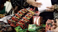 Ada 8 orang yang dimintai keterangan terkait gudang penyimpanan obat tradisional ilegal tersebut.
