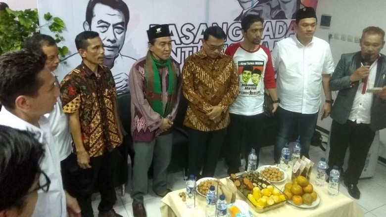 Moeldoko Resmikan Rumah Juang Jokowi yang Jadi Base Camp Relawan Moeldoko Resmikan Rumah Juang Jokowi yang Jadi Base Camp Relawan
