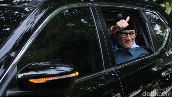 Momen Sandiaga Bersiap ke Pengambilan Nomor Urut
