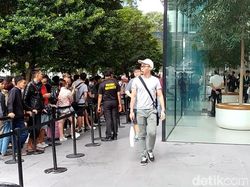 Bertahan Semalam Suntuk Berujung iPhone Idaman