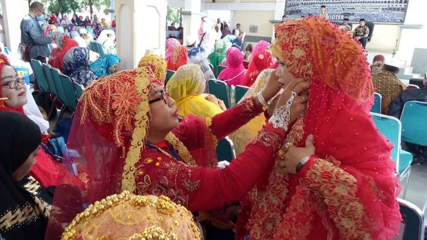 Jemaah haji asal Sulsel dandan saat pulang / 