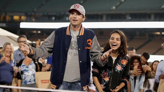 Ssst...8 Seleb Hollywood Ini Ternyata Sudah Nikah Diam-diam