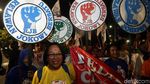 Kegembiraan Para Pendukung Saat Pamer Nomor Urut Pilpres di KPU