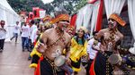 Gaya Para Relawan Jokowi di Tugu Proklamasi