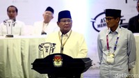 Dalam pidatonya, Prabowo mengimbau semua pihak bersikap tenang dalam menjalani pesta demokrasi. Prabowo menyatakan pemilu ini untuk mencari yang terbaik bagi bangsa. Dia mengajak agar semangat kekeluargaan dikedepankan.