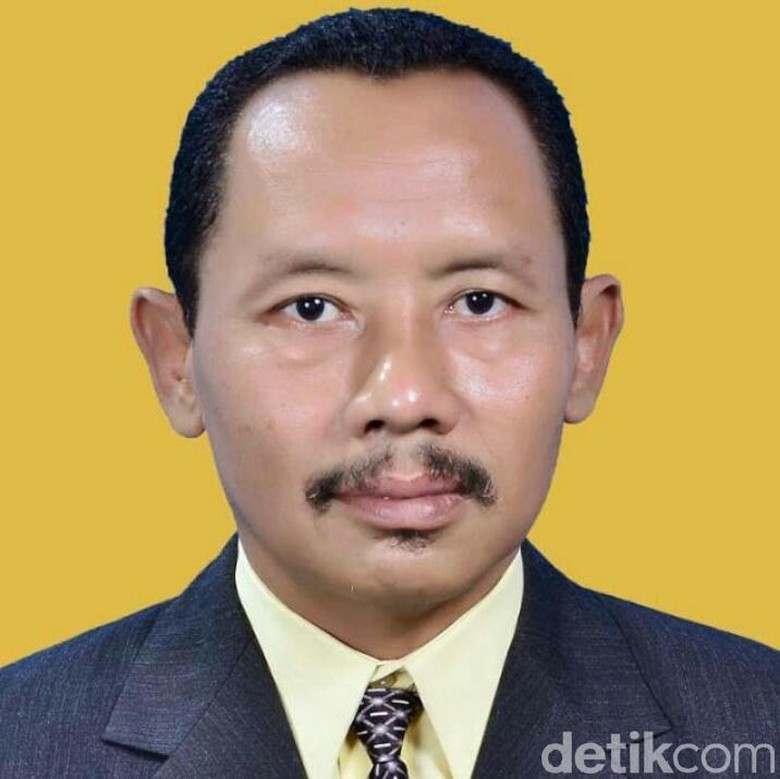 Akhirnya Eks Koruptor Blitar Ini Masuk Daftar Caleg Tetap Akhirnya Eks Koruptor Blitar Ini Masuk Daftar Caleg Tetap