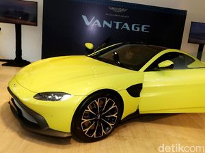 Mobil Sport Rp 5 M meluncur di Jakarta