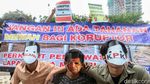 Aksi Demo Tolak Sel Mewah untuk Koruptor