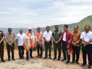 Menpar Luncurkan Pilot Project untuk Wirausaha Wisata Danau Toba