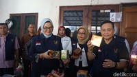 BPOM mengamankan 330 item obat tradisional ilegal pada Rabu (19/9/2018) di daerah Cilincing, Jakarta Utara. (Foto: Khadijah Nur Azizah/detikHealth) 