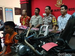 Sebelum Dibunuh, Mahfud Diajak Jalan-jalan Hingga Makan Bakso