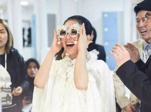 Disebut Bakal Menikah, Syahrini Diberi Ucapan: Selamat Jadi Istri!