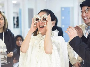 Disebut Bakal Menikah, Syahrini Diberi Ucapan: Selamat Jadi Istri!