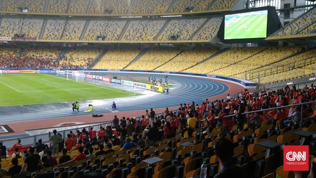 Suporter Timnas Indonesia U-16 lebih banyak dibanding fan tuan rumah.