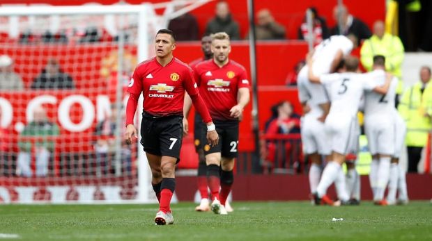 Manchester United ditahan tim tamu Wolverhampton Wanderers 1-1 di Stadion Old Trafford. (