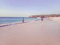 Cantiknya Pantai Pink Lombok Bikin Hati Berdesir
