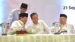 Momen Sandiaga Cium Tangan Maruf Amin di Pengambilan Nomor Urut