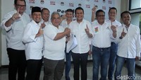 LADK diterima oleh Wakil Kepala Biro Teknis dan Hubungan Partisipasi Masyarakat KPU, Supriatna.