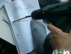 Potret Nyeleneh Life Hack yang Bikin Ngakak